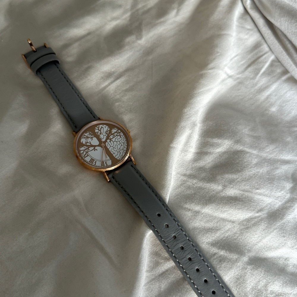 Elegant Gray and Gold Tree Design Watch